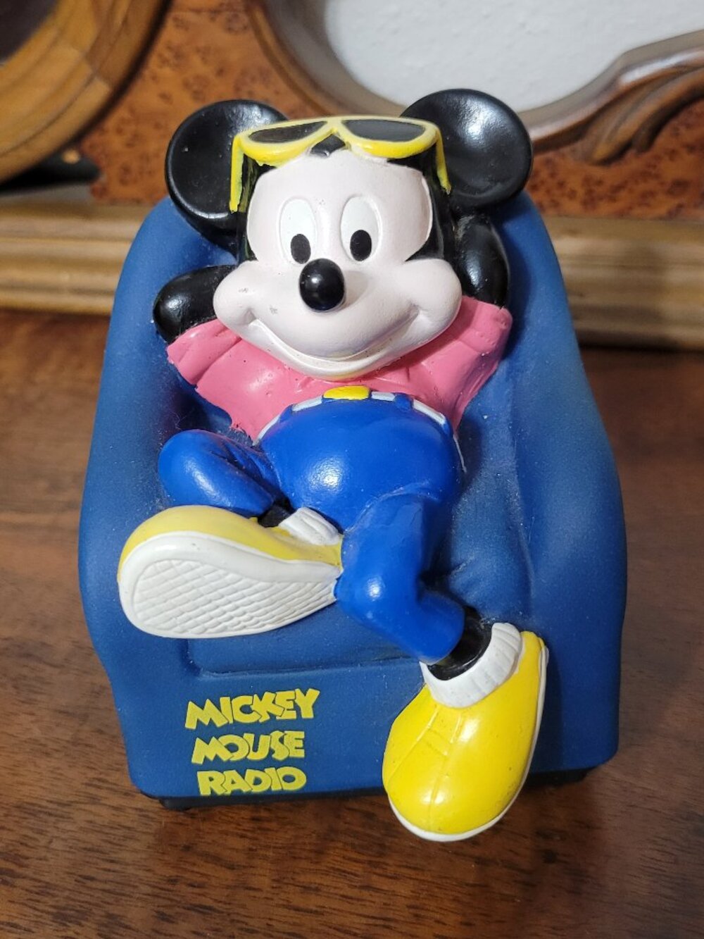 Vintage Radio Shack Mickey Mouse Armchair AM Radio (Model 12-910)